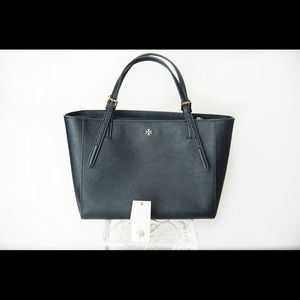 Tory Burch style no 31149802 “Emerson”